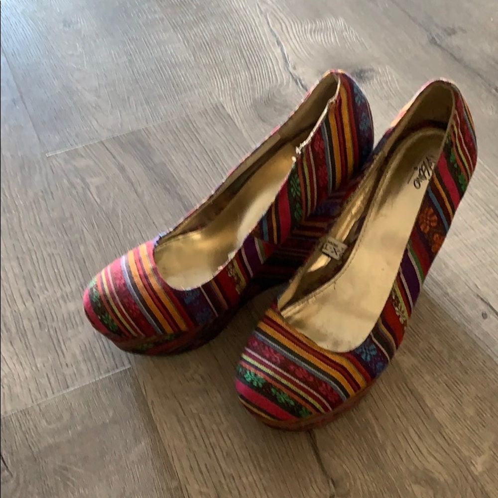 Mexican blanket wedge